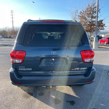 2007 Toyota Sequoia SR5