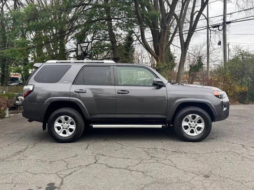 2017 Toyota 4Runner SR5