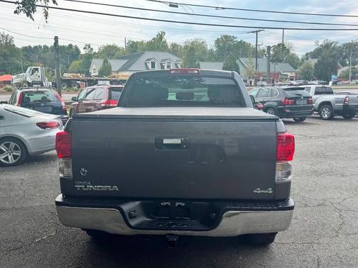 2011 Toyota Tundra Grade