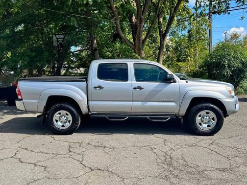 2015 Toyota Tacoma Base