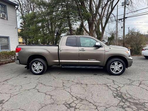 2013 Toyota Tundra Grade
