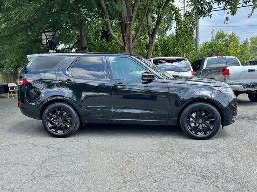 2020 Land Rover Discovery Landmark Edition