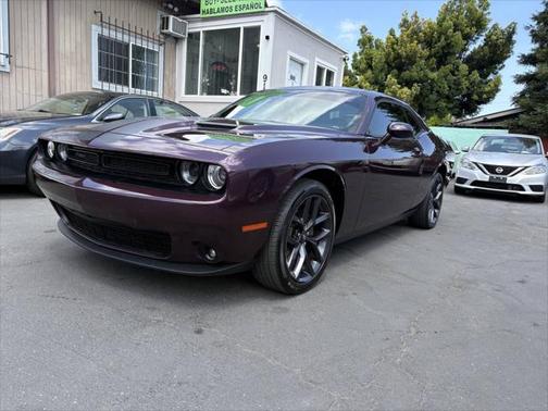 2021 Dodge Challenger SXT