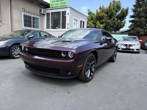 2021 Dodge Challenger SXT