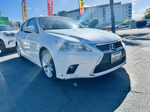 2015 Lexus CT 200h Base 4dr Hatchback