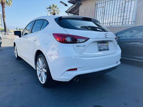 2017 Mazda Mazda3 Touring