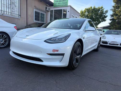 2020 Tesla Model 3 Standard Range Plus