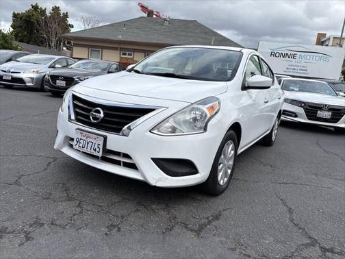 2016 Nissan Versa 1.6 SV