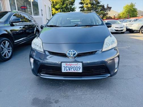2013 Toyota Prius Three