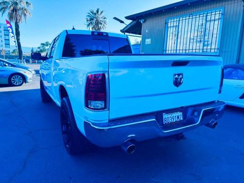 Bright White Clearcoat 2014 RAM 1500 Laramie