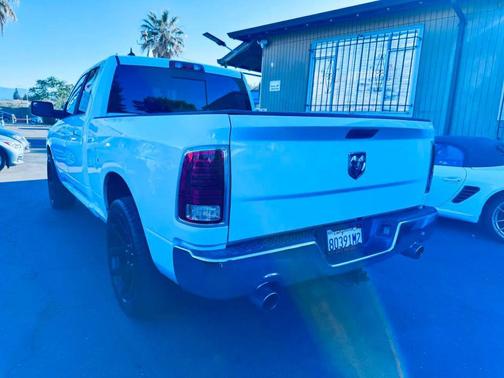 Bright White Clearcoat 2014 RAM 1500 Laramie