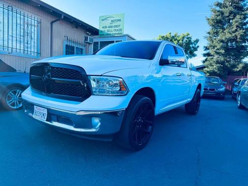 Bright White Clearcoat 2014 RAM 1500 Laramie