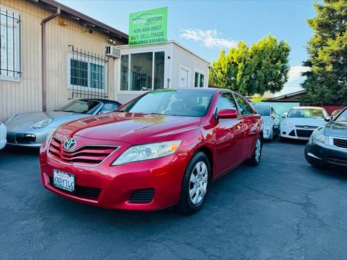 2011 Toyota Camry LE