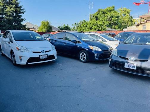 2014 Toyota Prius Three