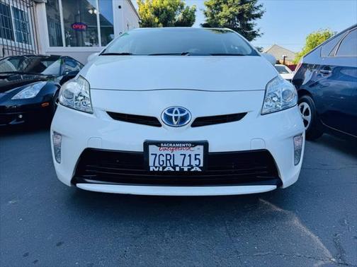 2014 Toyota Prius Three