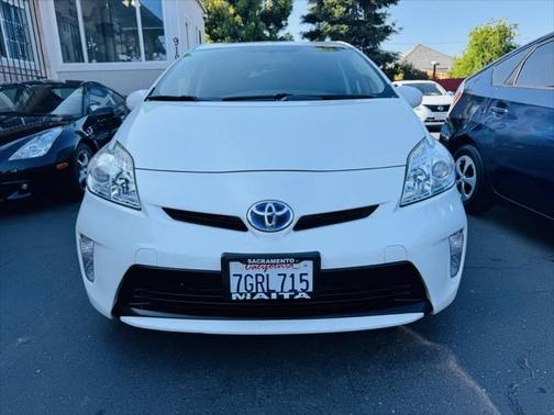 2014 Toyota Prius Three