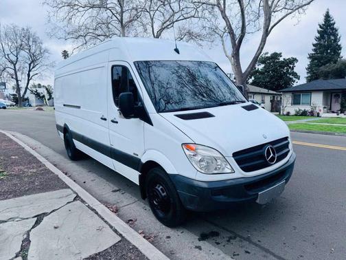 Arctic White 2010 Mercedes-Benz Sprinter 3500 High Roof