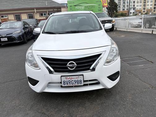 2018 Nissan Versa 1.6 S