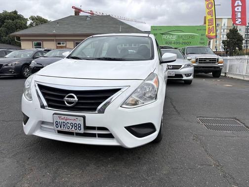 2018 Nissan Versa 1.6 S