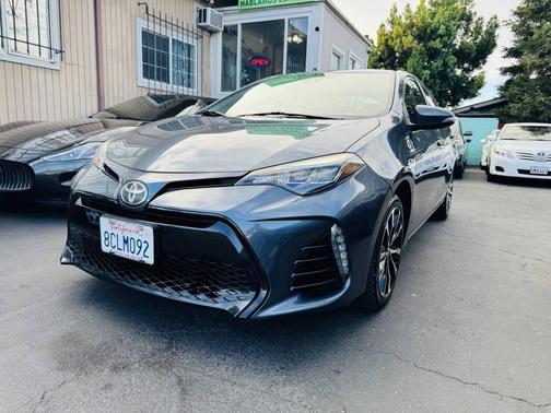 2018 Toyota Corolla SE