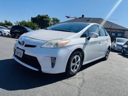 2013 Toyota Prius Three