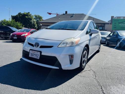 2013 Toyota Prius Three