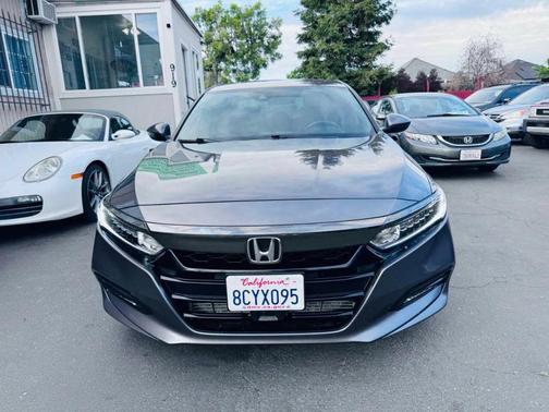 Modern Steel Metallic 2018 Honda Accord Sport