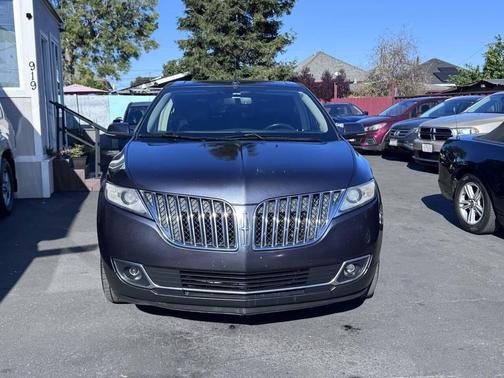 2013 Lincoln MKX Base