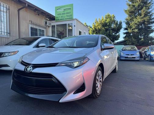 2018 Toyota Corolla LE