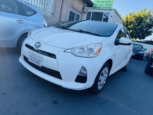 2013 Toyota Prius c Three
