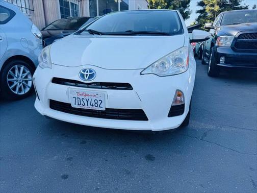 2013 Toyota Prius c Three