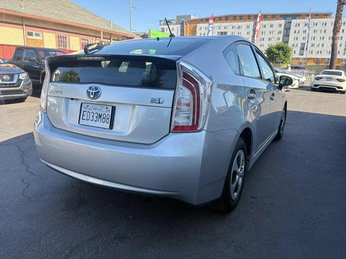Classic Silver Metallic 2015 Toyota Prius Three