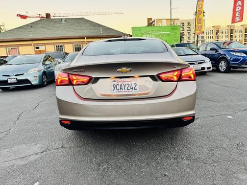 2022 Chevrolet Malibu LT