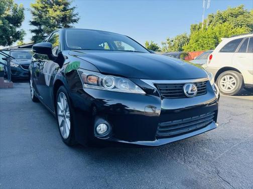 2013 Lexus CT 200h Base 4dr Hatchback