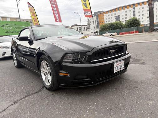 2014 Ford Mustang V6 Premium