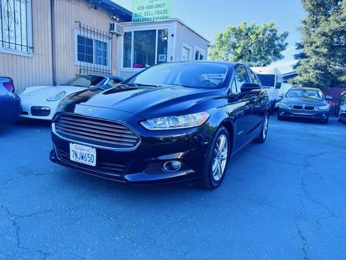 2015 Ford Fusion Hybrid SE