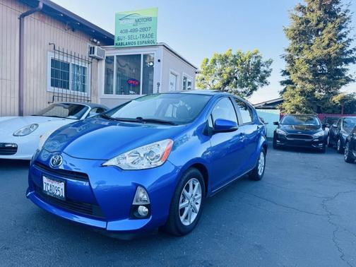 2013 Toyota Prius c Four