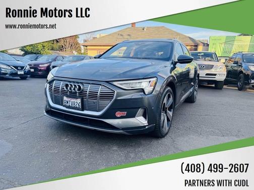 2019 Audi e-tron Premium Plus