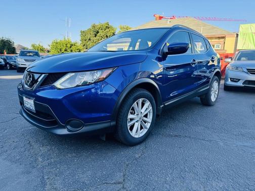 2018 Nissan Rogue Sport SV