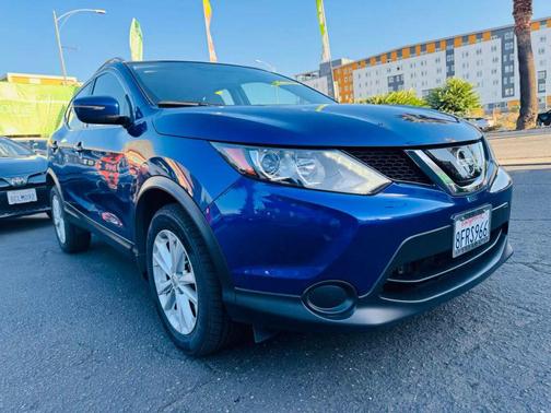 Caspian Blue 2018 Nissan Rogue Sport SV