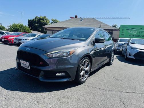 2016 Ford Focus ST ST