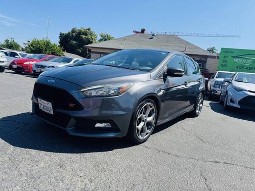 2016 Ford Focus ST ST
