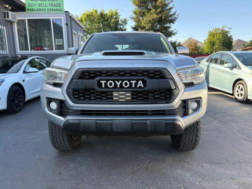 Silver Sky Metallic 2018 Toyota Tacoma TRD Sport
