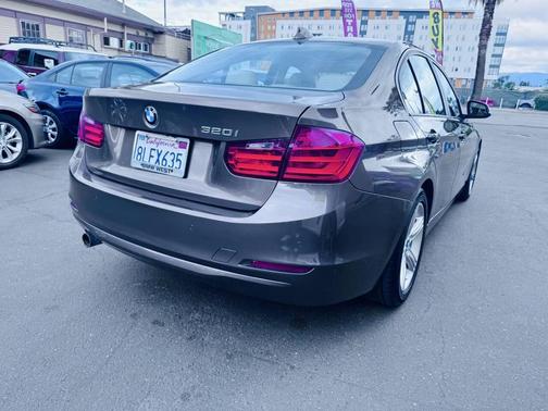 Brown 2014 BMW 320 i