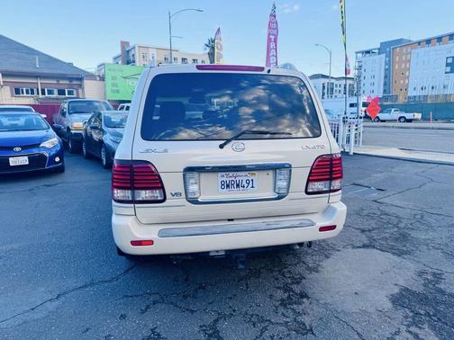 2006 Lexus LX 470 Base