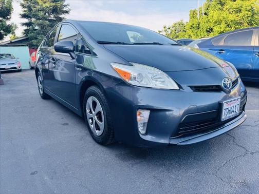 2014 Toyota Prius Five