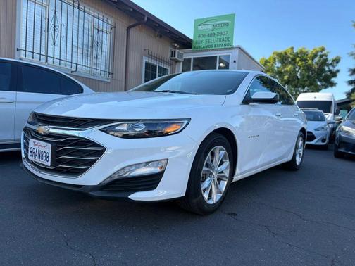 Summit White 2021 Chevrolet Malibu FWD LT