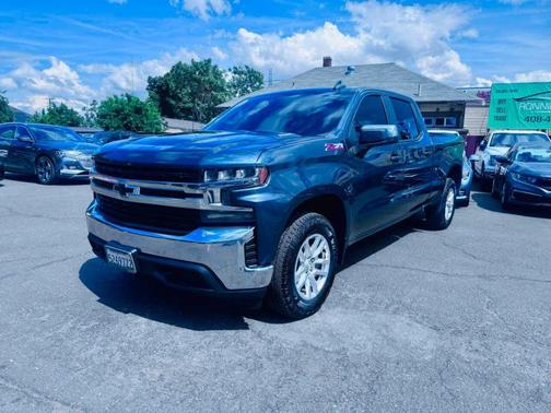 Arrival Blue Metallic 2020 Chevrolet Silverado 1500 LT