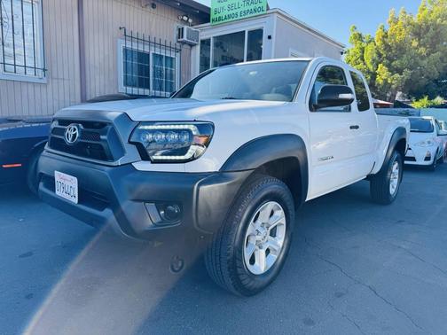 2014 Toyota Tacoma Base