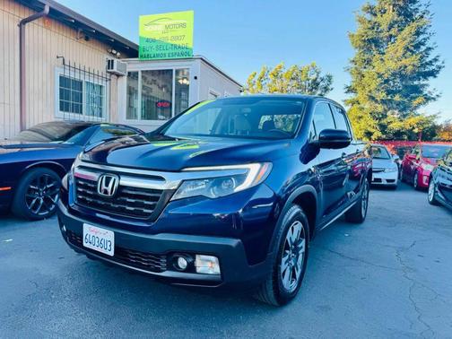 Obsidian Blue Pearl 2018 Honda Ridgeline RTL